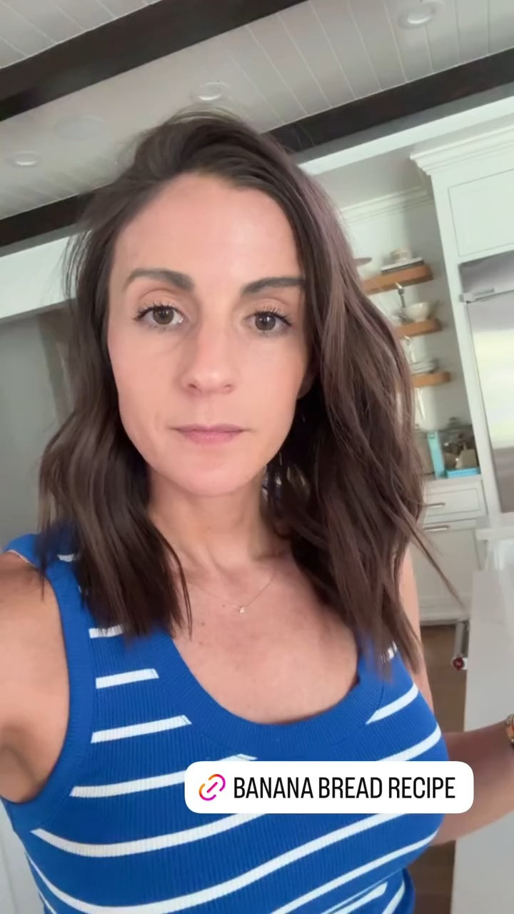 My top is sold out from Kohl's but linked similar! 

 #LTKSeasonal #LTKFindsUnder50 #LTKStyleTip