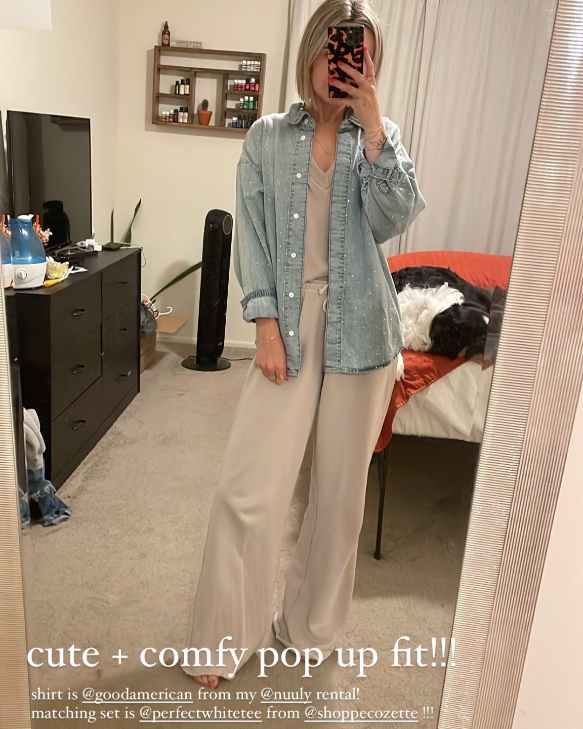 I’m a small in all things perfect white tee :) 

You can also get PWT pieces from my friends boutique - @shoppecozette on IG

Denim shirt rented from nuuly but is good American 