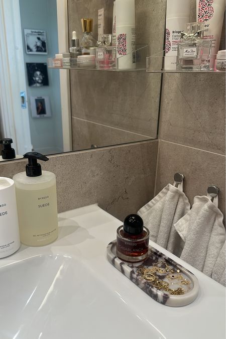 Bathroom decor vanity decor bathroom organization hand soap set Byredo soap 

#LTKHome #LTKFindsUnder50 #LTKBeauty