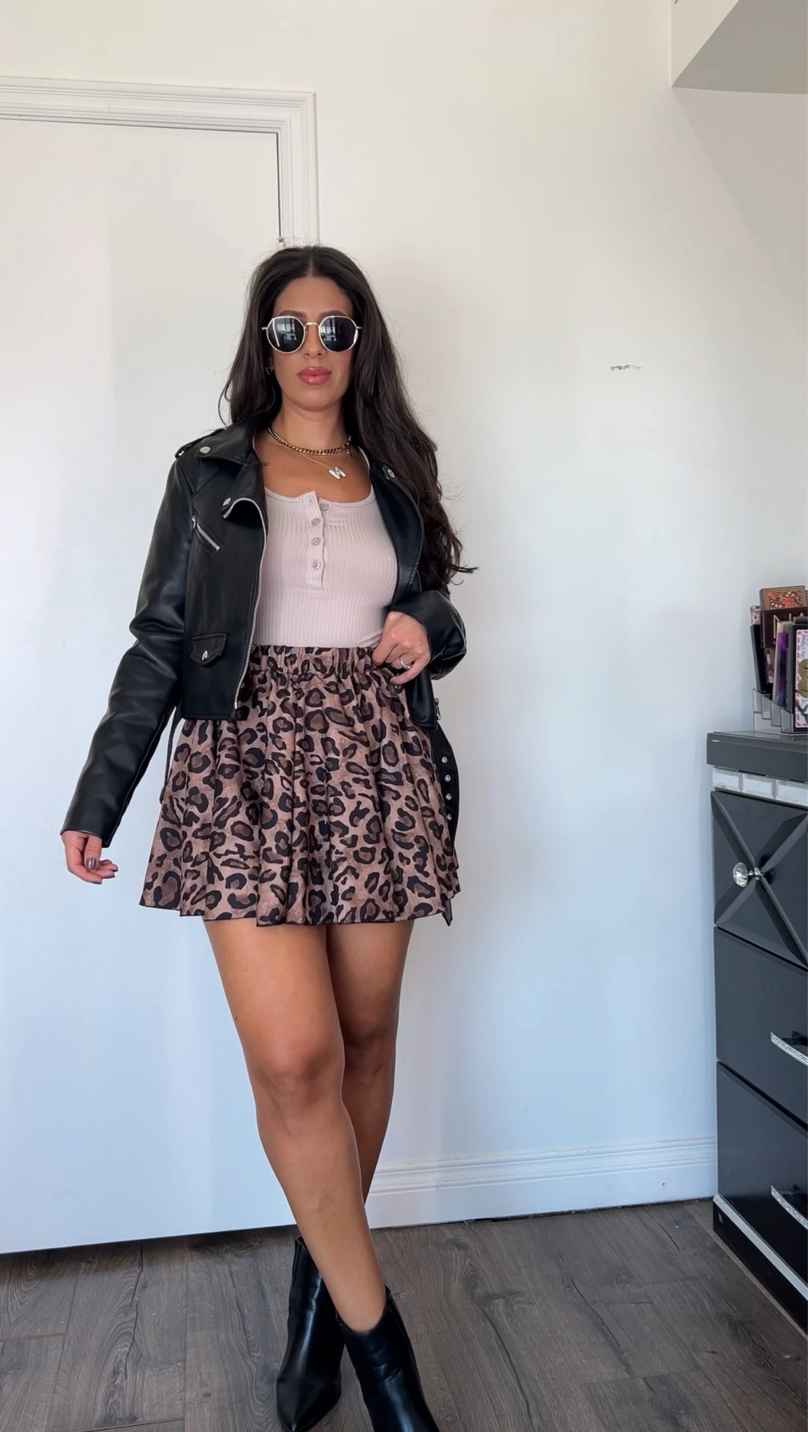 Leopard skirt outfit idea


#LTKStyleTip #LTKFindsUnder50 #LTKSeasonal