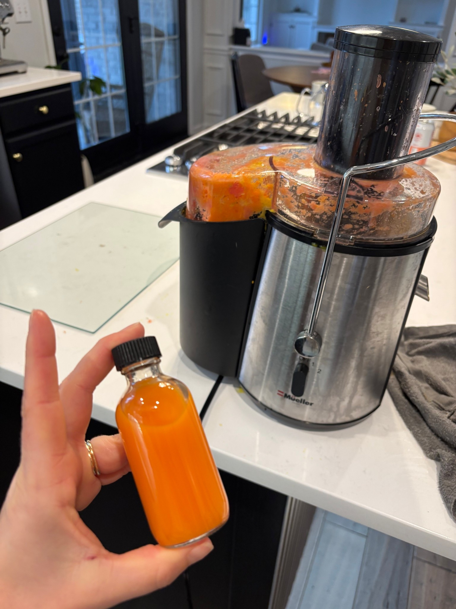 Homemade immunity shot, made fresh 🧡✨

I juiced carrot, turmeric, ginger, lemon, grapefruit + a pinch of black pepper for a simple daily immunity boost.

Why these ingredients work:
• Carrot → rich in antioxidants + vitamin A for immune support
• Turmeric + black pepper → powerful anti-inflammatory combo (pepper boosts absorption)
• Ginger → supports digestion + circulation
• Lemon & grapefruit → vitamin C for immune defense and detox pathways

Small habits like this go a long way in supporting your body naturally 🤍

#LTKfoodie #LTKHome #LTKdayinmylife
