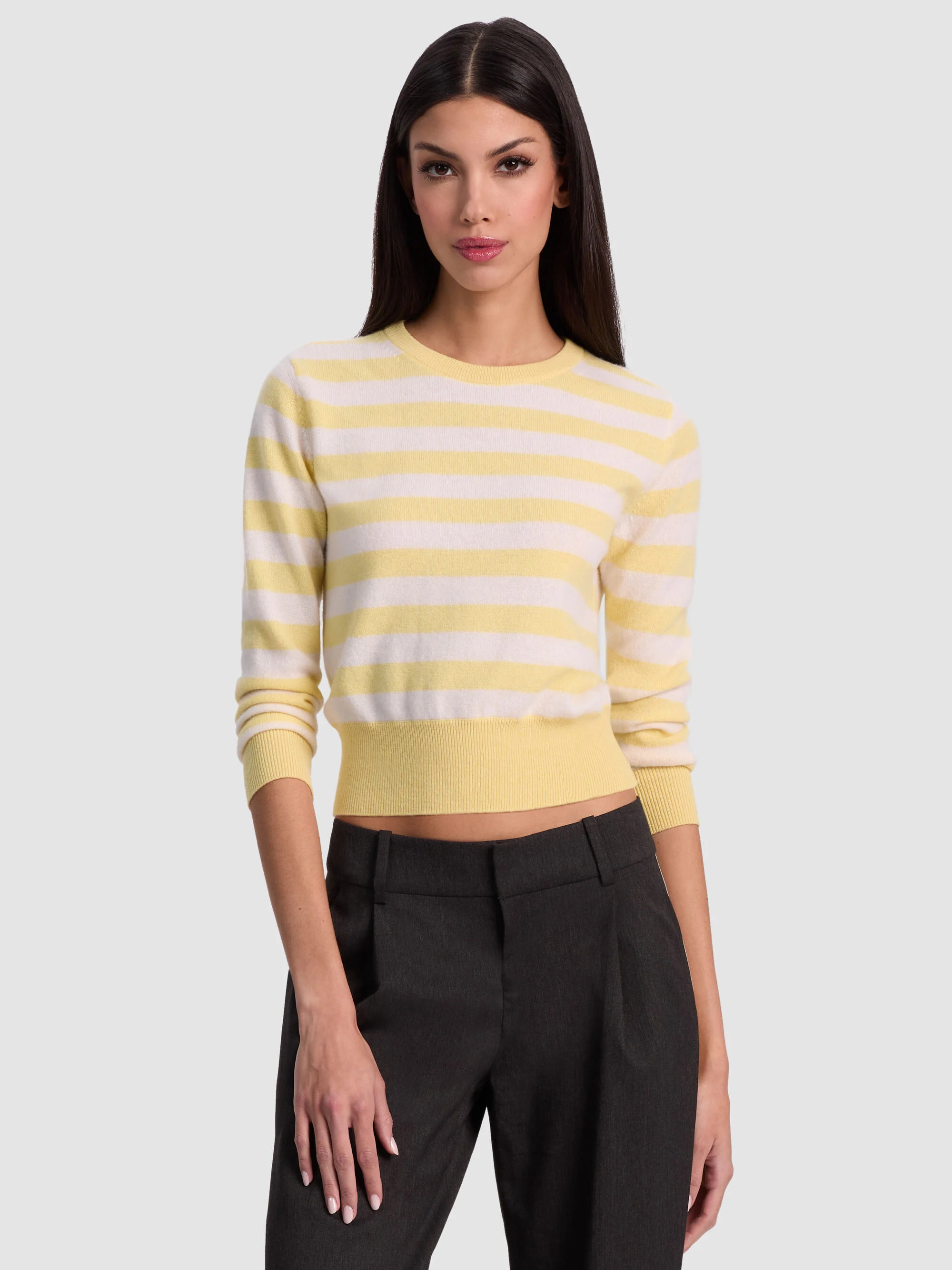 CAROLANN CASHMERE SHRUNKEN PULLOVER | Alice + Olivia