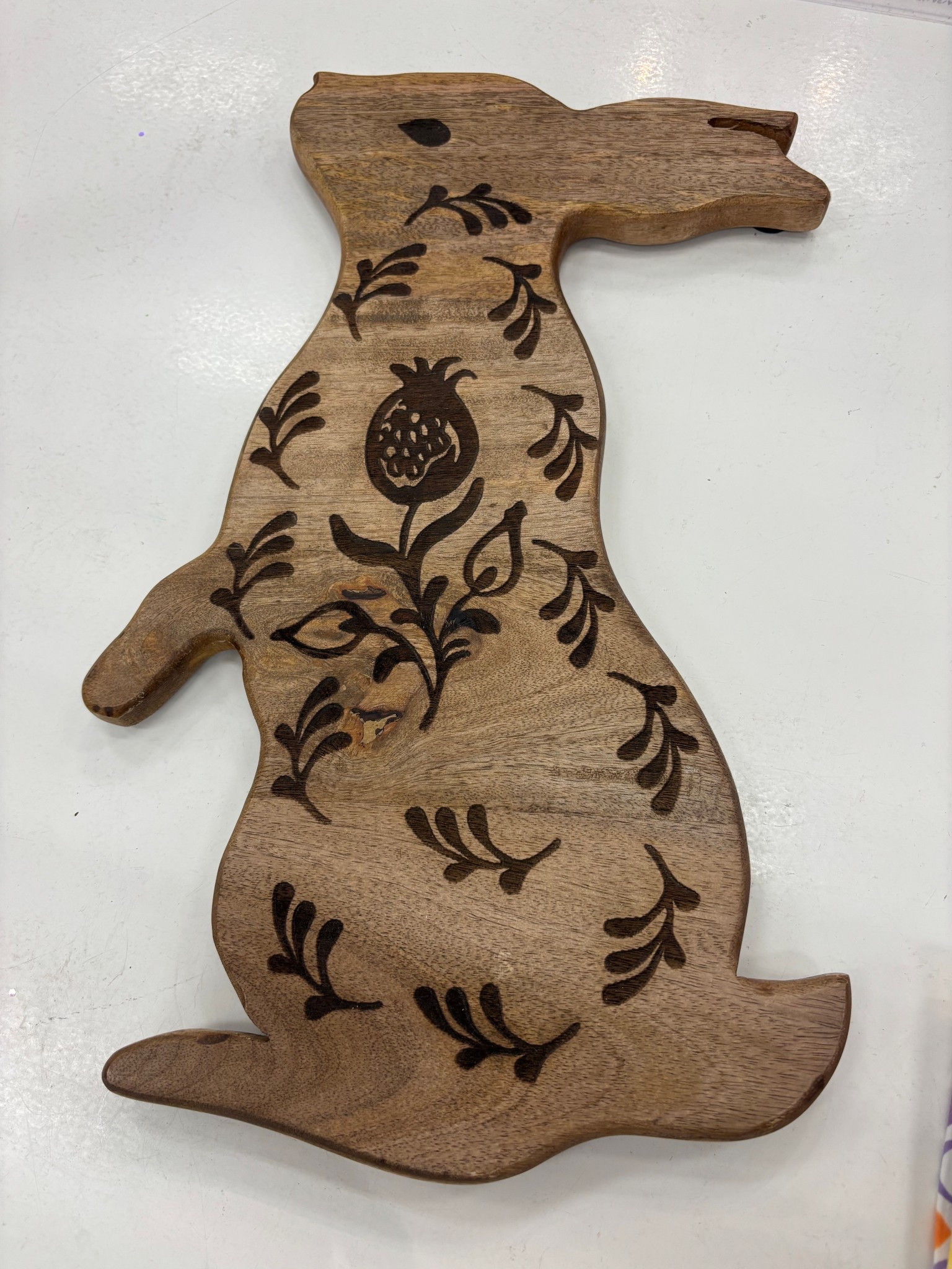 Bunny board
Such a cute hostess gift or a great charcuterie board for Easter


#LTKspring #LTKHome #LTKSeasonal