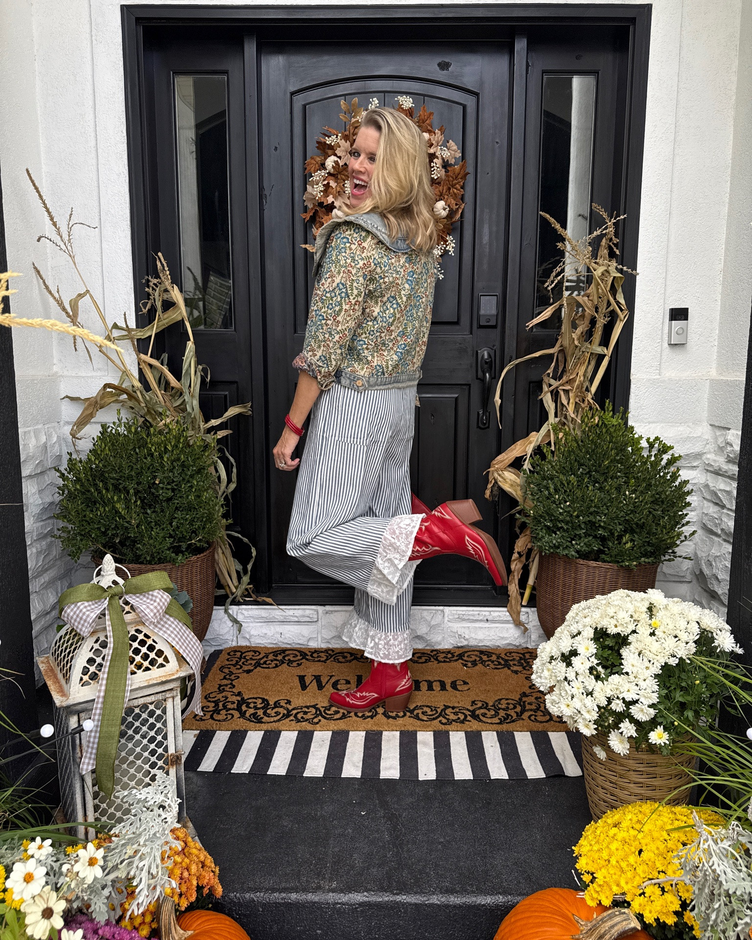 Amazon Prime deal days .. complete outfit on sale ✔️

Stripe overalls with lace tts 

Red cowboy boots 

Tapestry and denim jacket 

All on sale