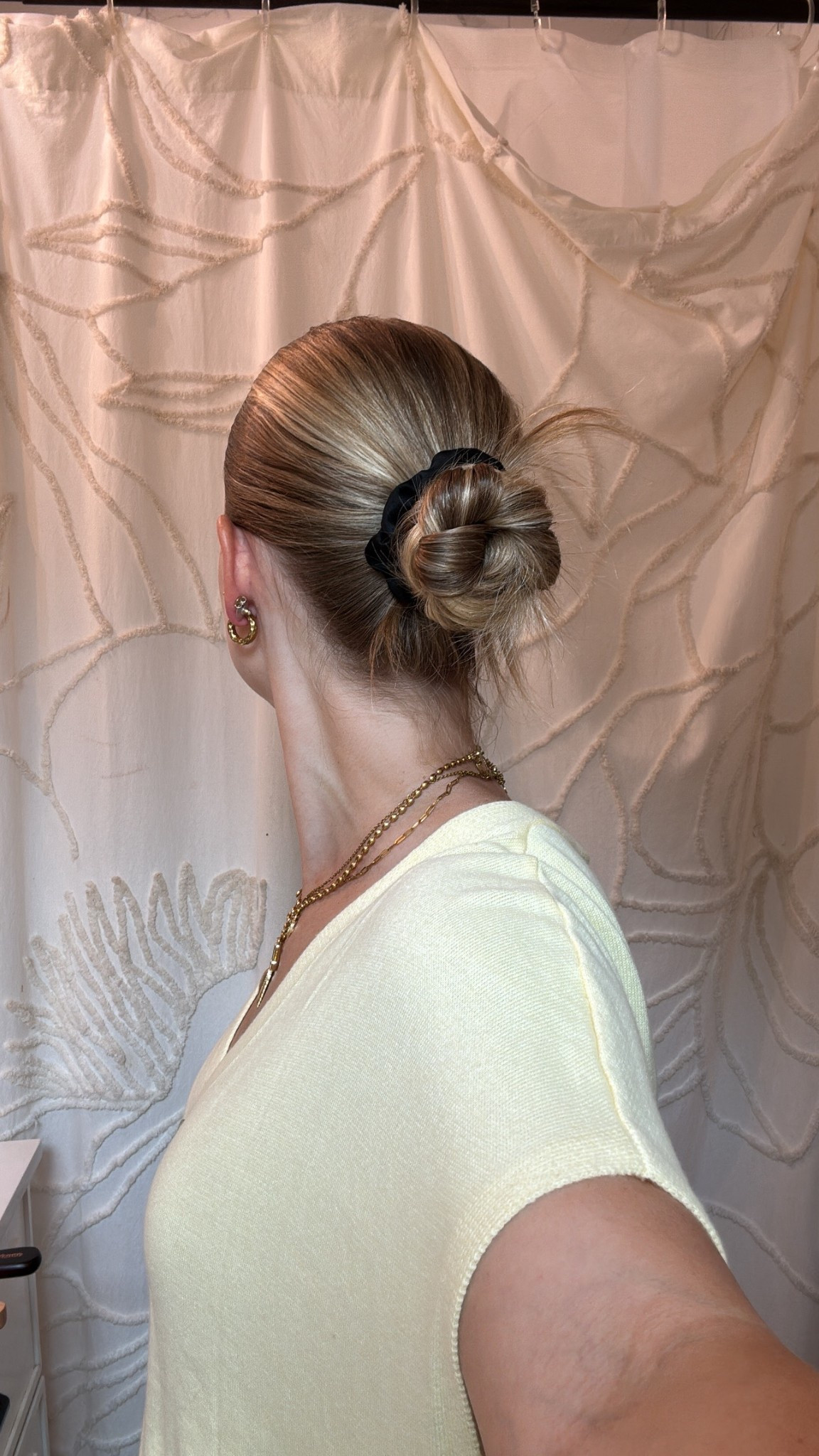 Easy slicked back hairstyle 