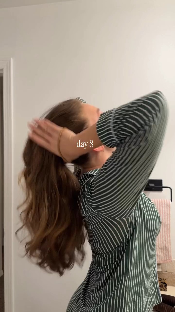 feeling chattyyyy this morning and decided to try something new with this mornings vlog, let me know what you think!! 🤭💛 spend the morning with me before I go into the office for my 9to5 & get a little sunrise run in 🏃🏼‍♀️🌅

#morninginmylife #9to5life #officelife #chattyvlog #springdiarieswithcass