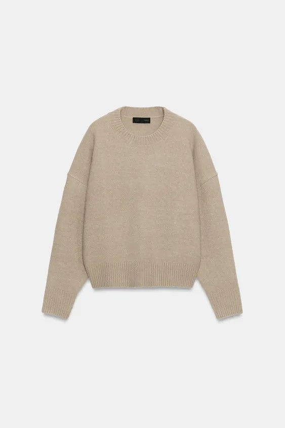 Long sleeve jumper with a round neck. Ribbed trims. | Zara DE
