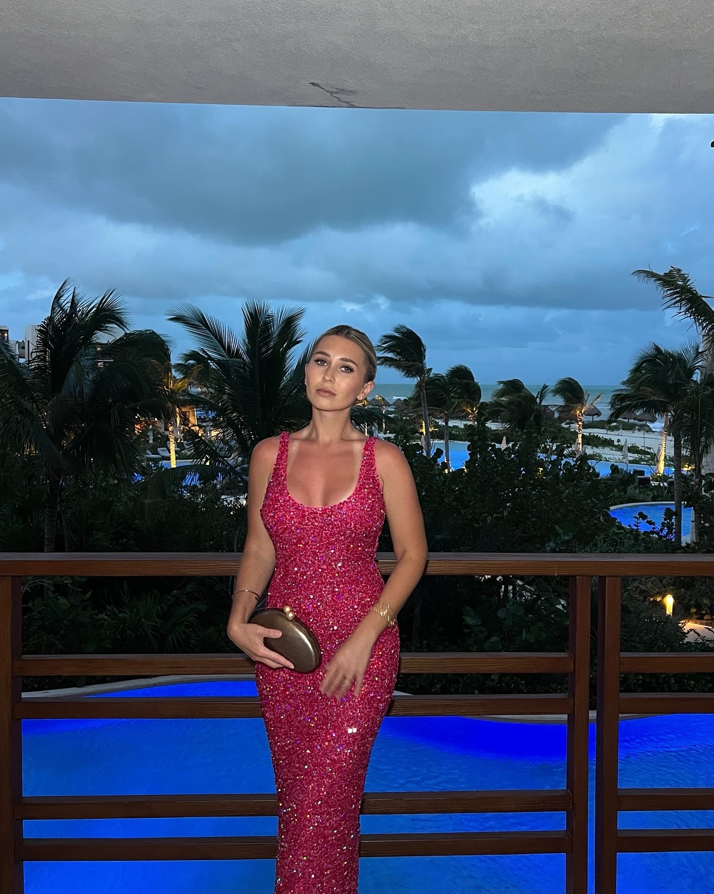 Pink sparkly dress. NBD pink dress. Shimmer dress 

#LTKHoliday #LTKU #LTKCyberWeek