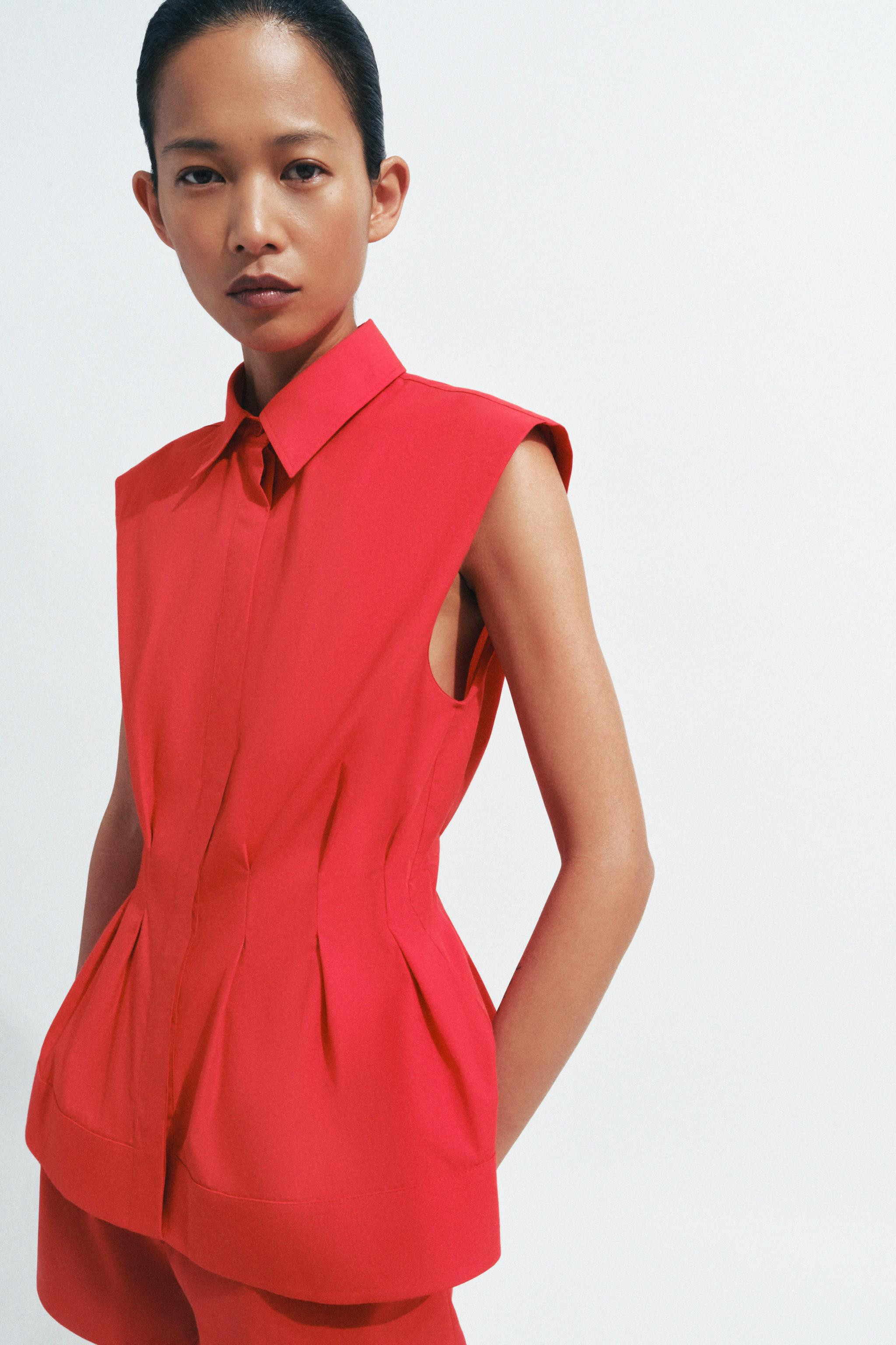 ZW COLLECTION PLEATED SLEEVELESS SHIRT | Zara UK