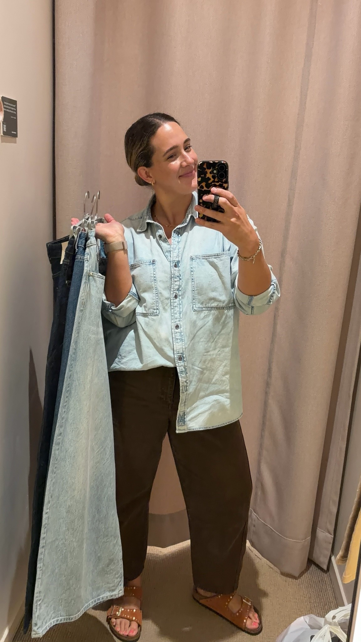 My Country Road denim try on is here!

Wearing a size 14 in the curve wide leg, I need a 16 in the straight leg & the tan pants xx

#changeroom #tryon #midsize

#LTKaustralia #LTKjeans