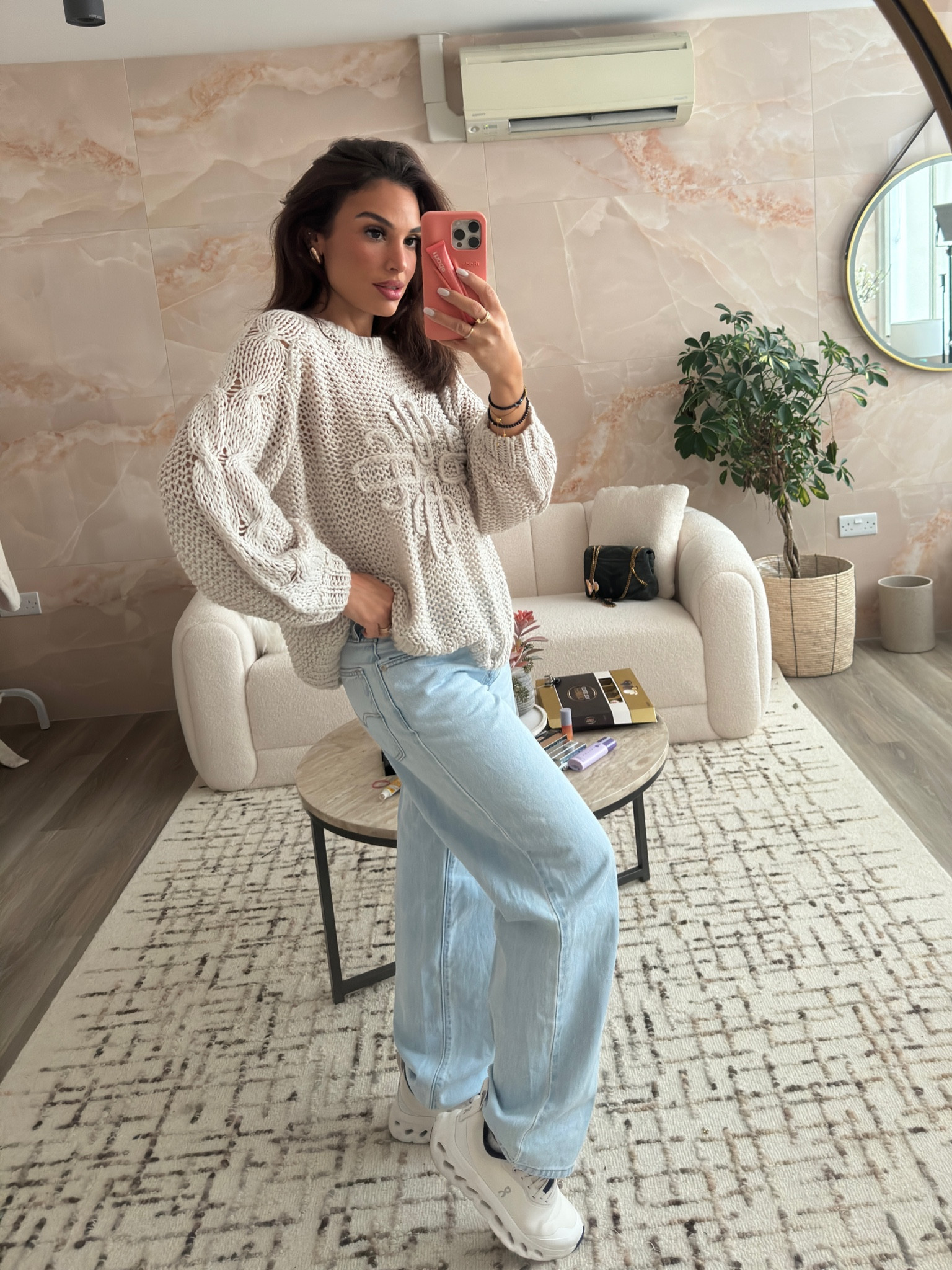 Lovee these jeans and knitted jumper!! 

#LTKwinter #LTKuk