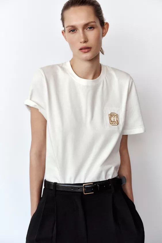 BROOCH CLASP T-SHIRT | Zara US