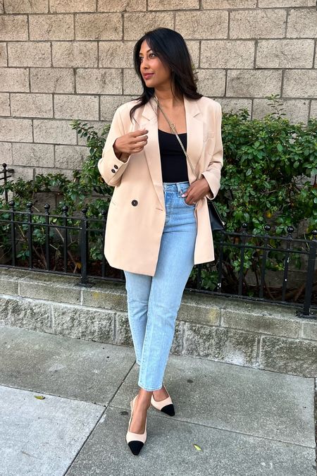 Never fail outfit combo: jeans, blazer and cute shoes!

Jeans are 30% off atm and I wear size AU 10/28, shoes are AU 7, Blazer I sized up to 10. Posted similar below!

#LTKaustralia #LTKstyletip #LTKsalealert