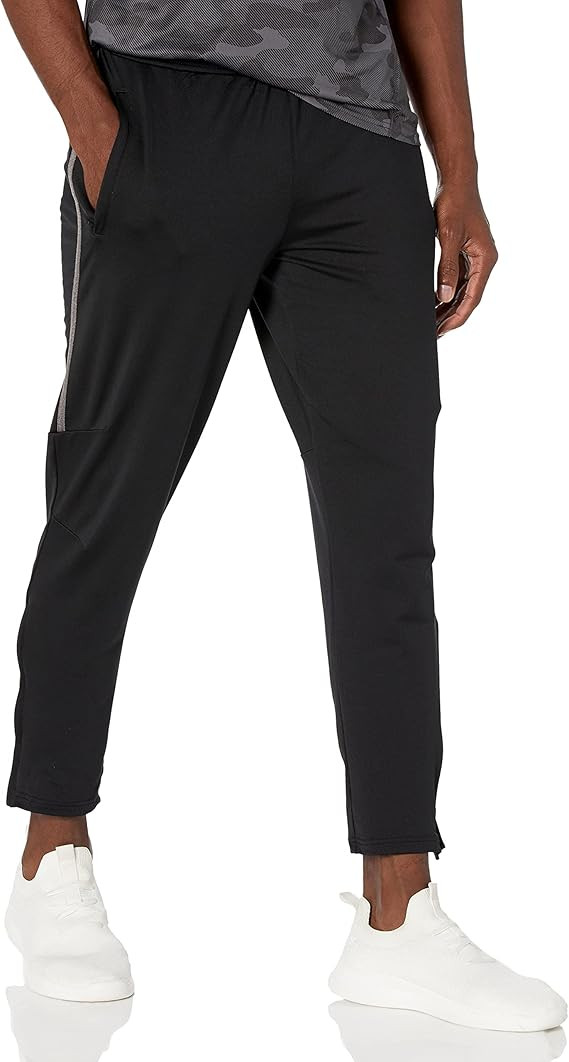 Amazon Essentials Men's Performance Stretch Knit Training Pant | Amazon (US)