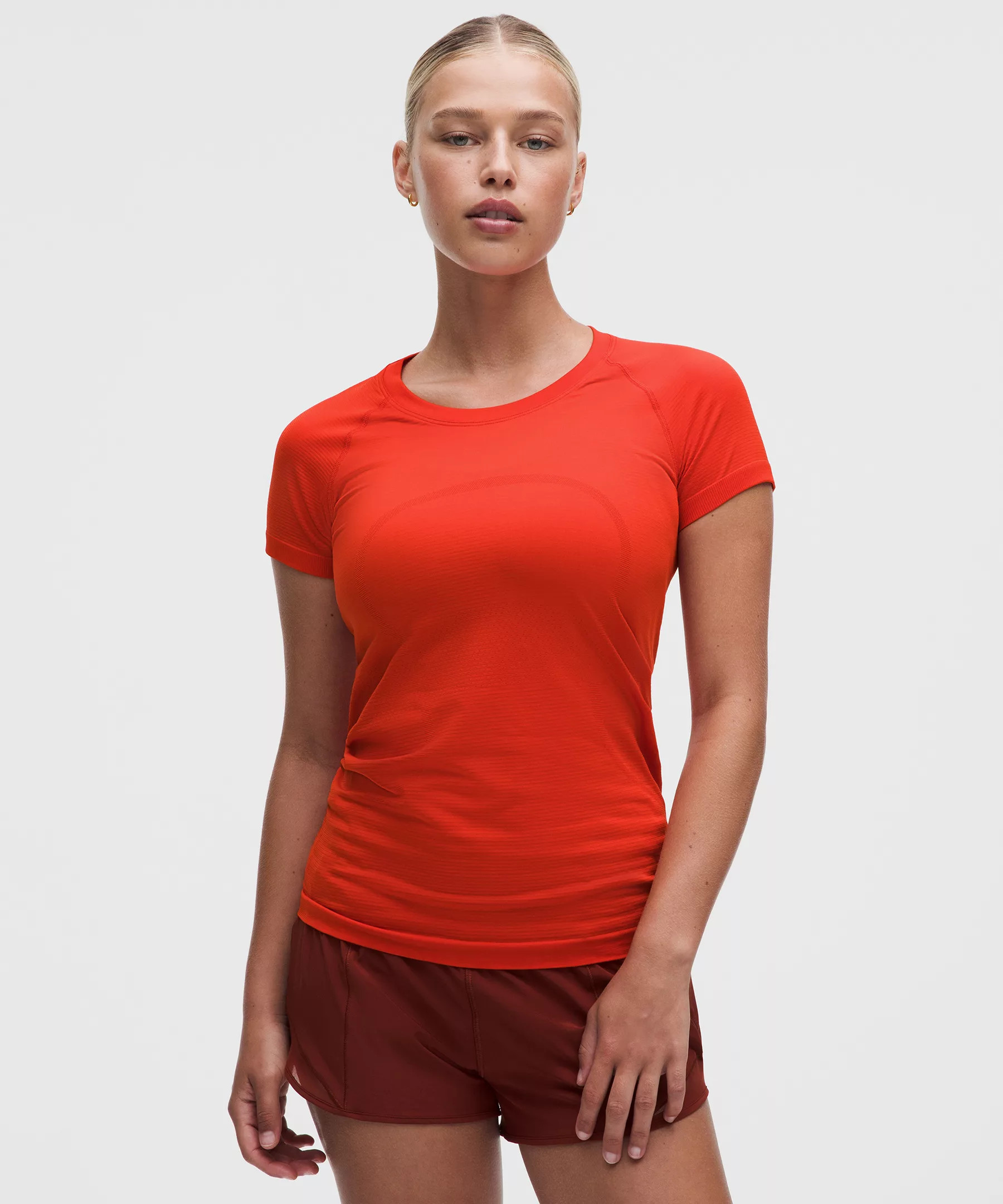 Swiftly Tech Short-Sleeve Shirt 2.0 *Hip Length | Women's Short Sleeve Shirts & Tee's | lululemon | Lululemon (US)