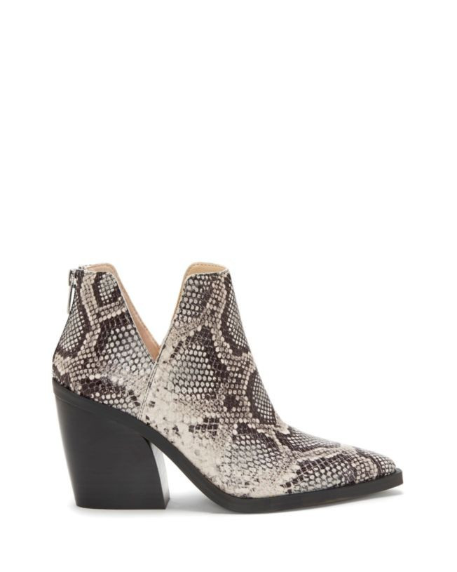 Gigietta Snip-Toe Bootie | Vince Camuto