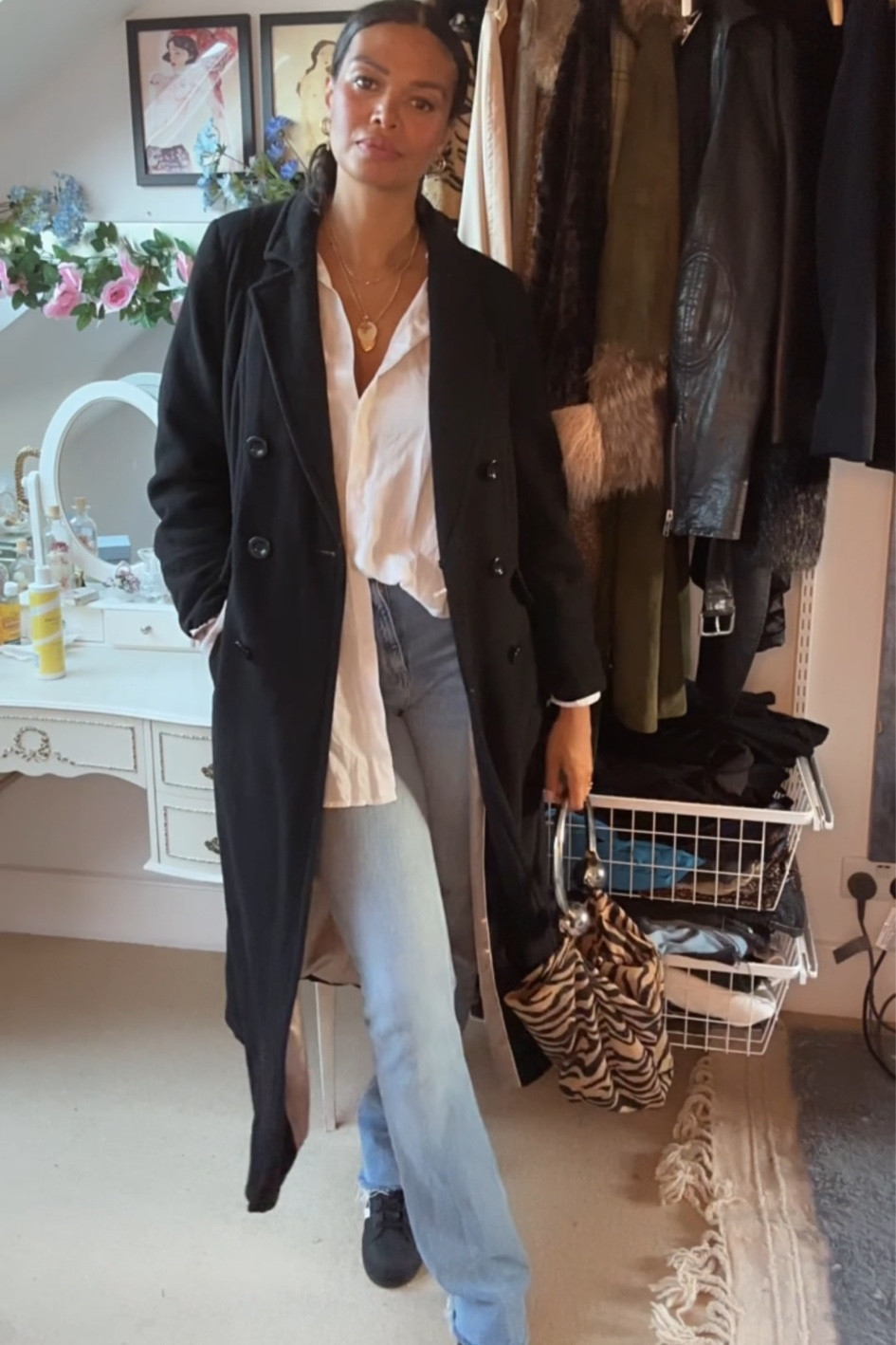 Long black coat, oversized bag, black superstars 

#LTKSeasonal #LTKworkwear