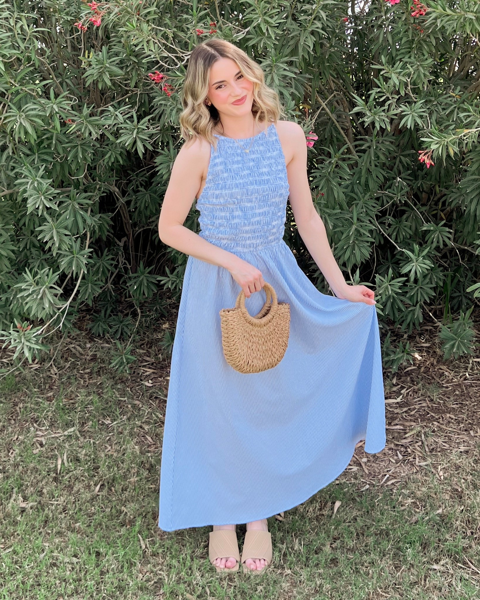 spring outfit 🩵
dress: size small (use code “gamez15”!)
mules: size 6.5

#LTKSeasonal #LTKTravel #LTKootd