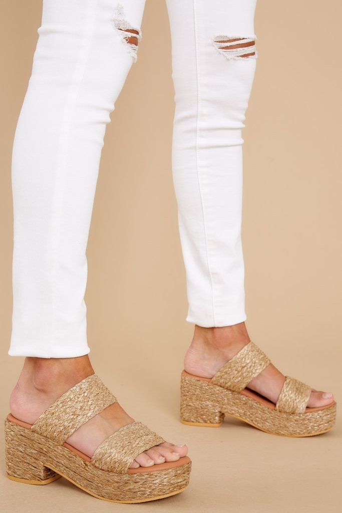 Ocean Ave Cognac Raffia Platform Sandal | Red Dress 