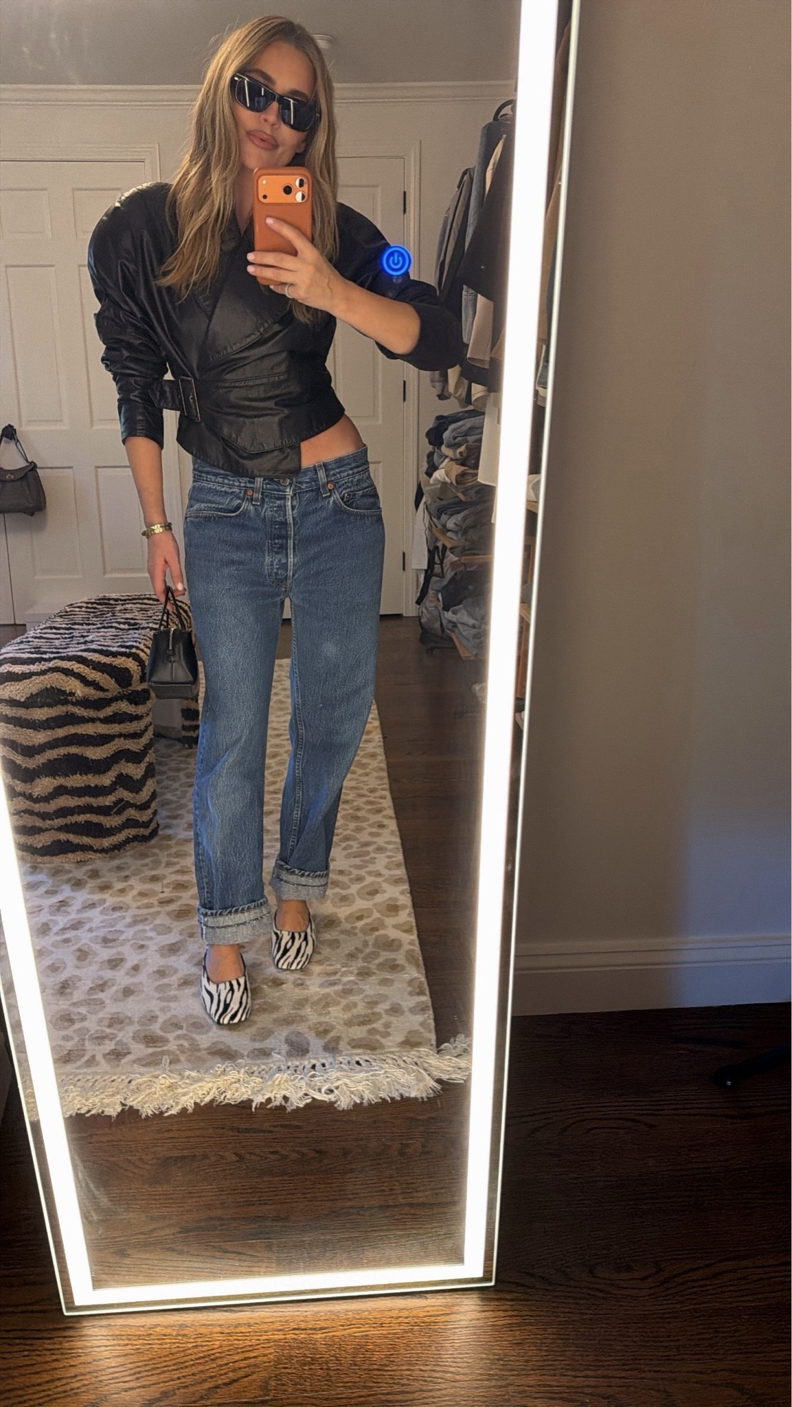 Rounded up a bunch of cool vintage leather jackets! 

Shoes tts