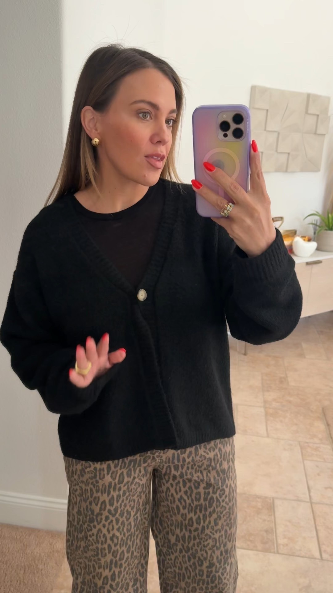 love this wayf sweater. size medium  