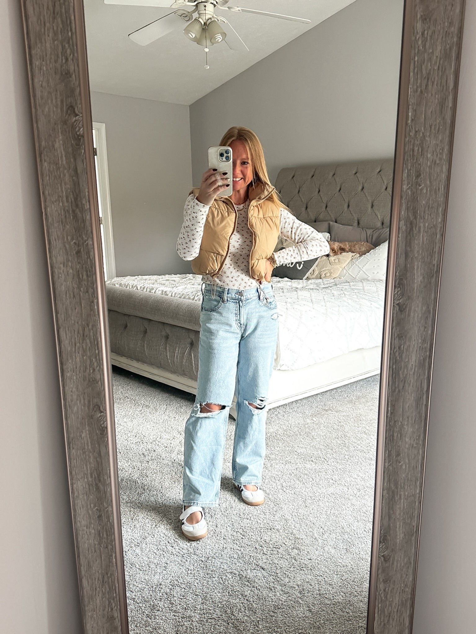 Casual + cute Fall outfit

Vest- XS
Shirt- XS
Jeans- Size 0, short (could have done a 00, size down)
shoes- kids size 4.5

#LTKootd #LTKPetite #LTKdayinmylife