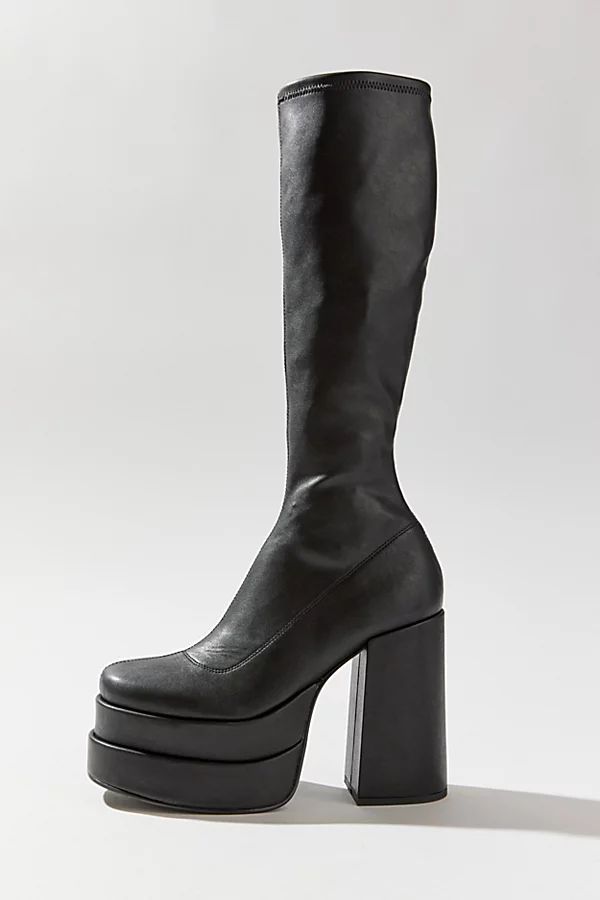 Steve Madden Cypress Tall Platform Boot | Urban Outfitters (US and RoW)