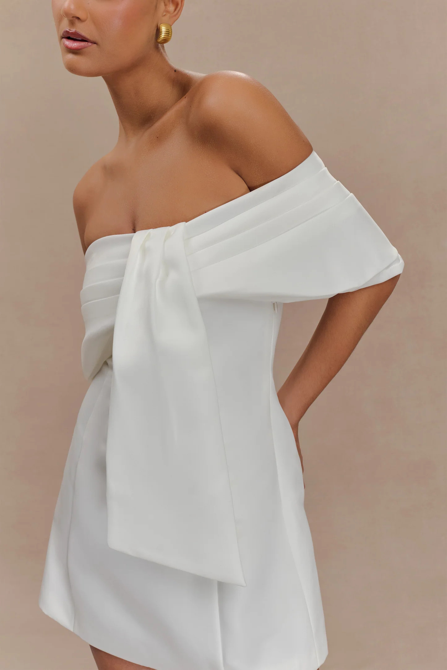 Gloria Mini Off Shoulder Drape Dress - White | MESHKI US