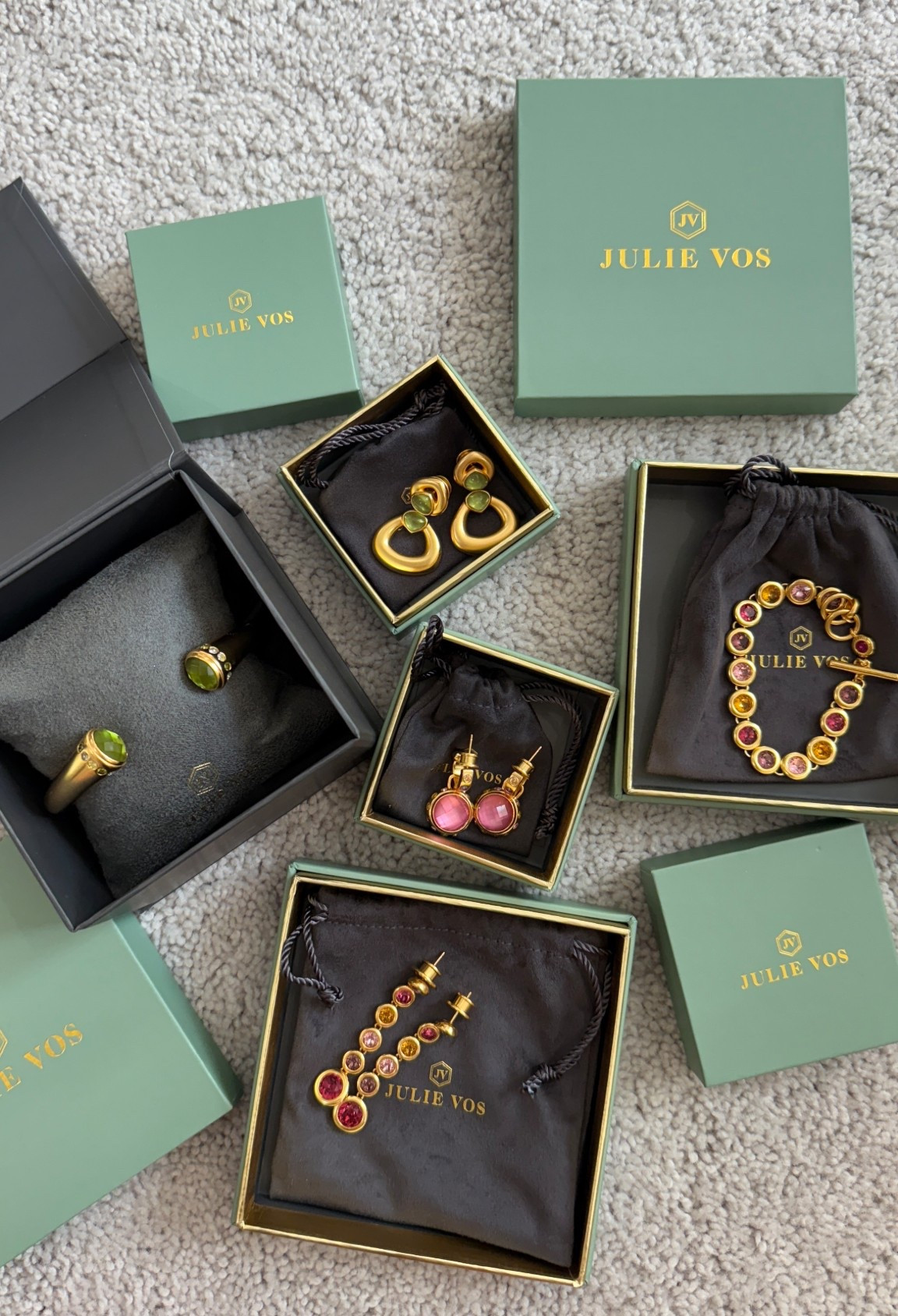 The perfect holiday gift! ✨ 

#LTKGiftGuide #LTKParties #LTKHoliday