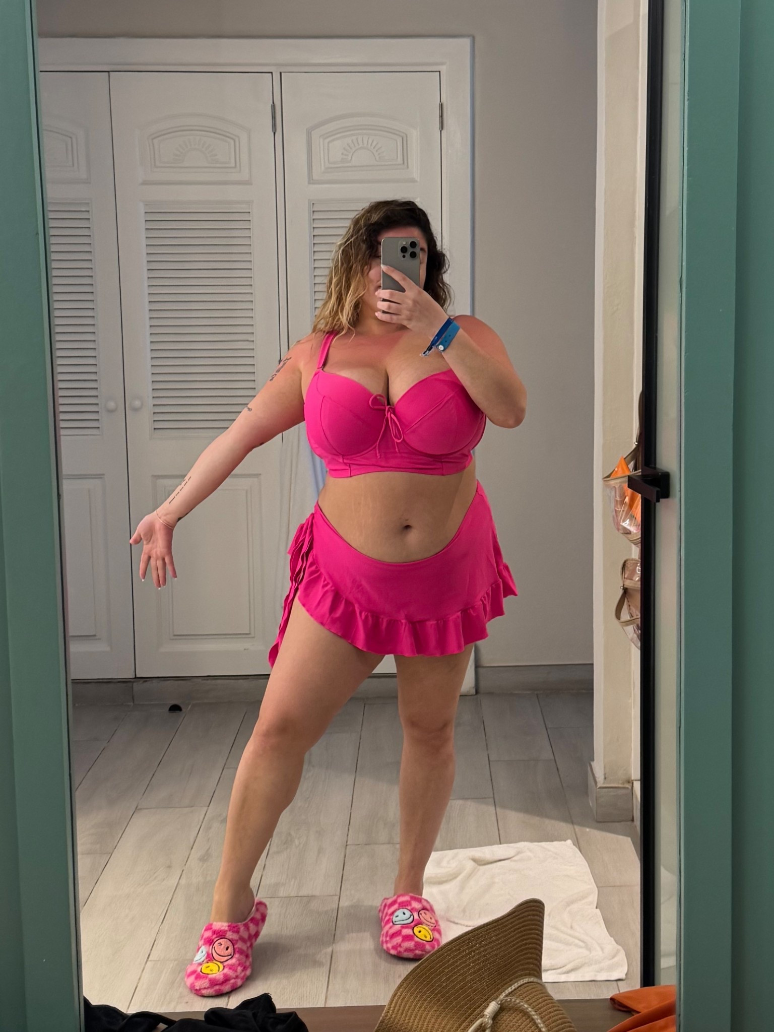 obsessed with this swimsuit 💓

top: 40DDD 
bottoms: XL 

#LTKSwim #LTKPlusSize #LTKFindsUnder50