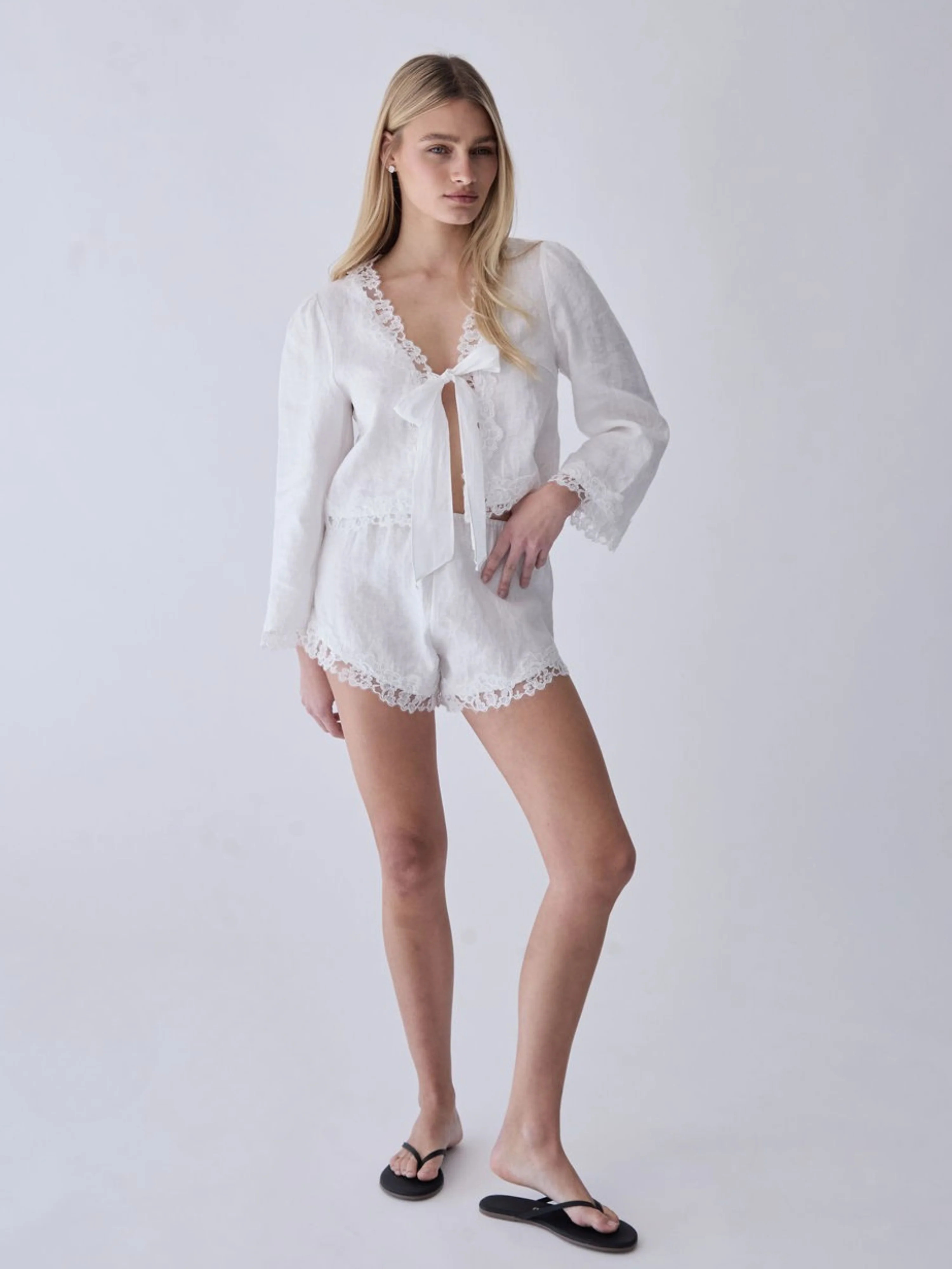 The Luna Linen Shorts White | L.CUPPINI