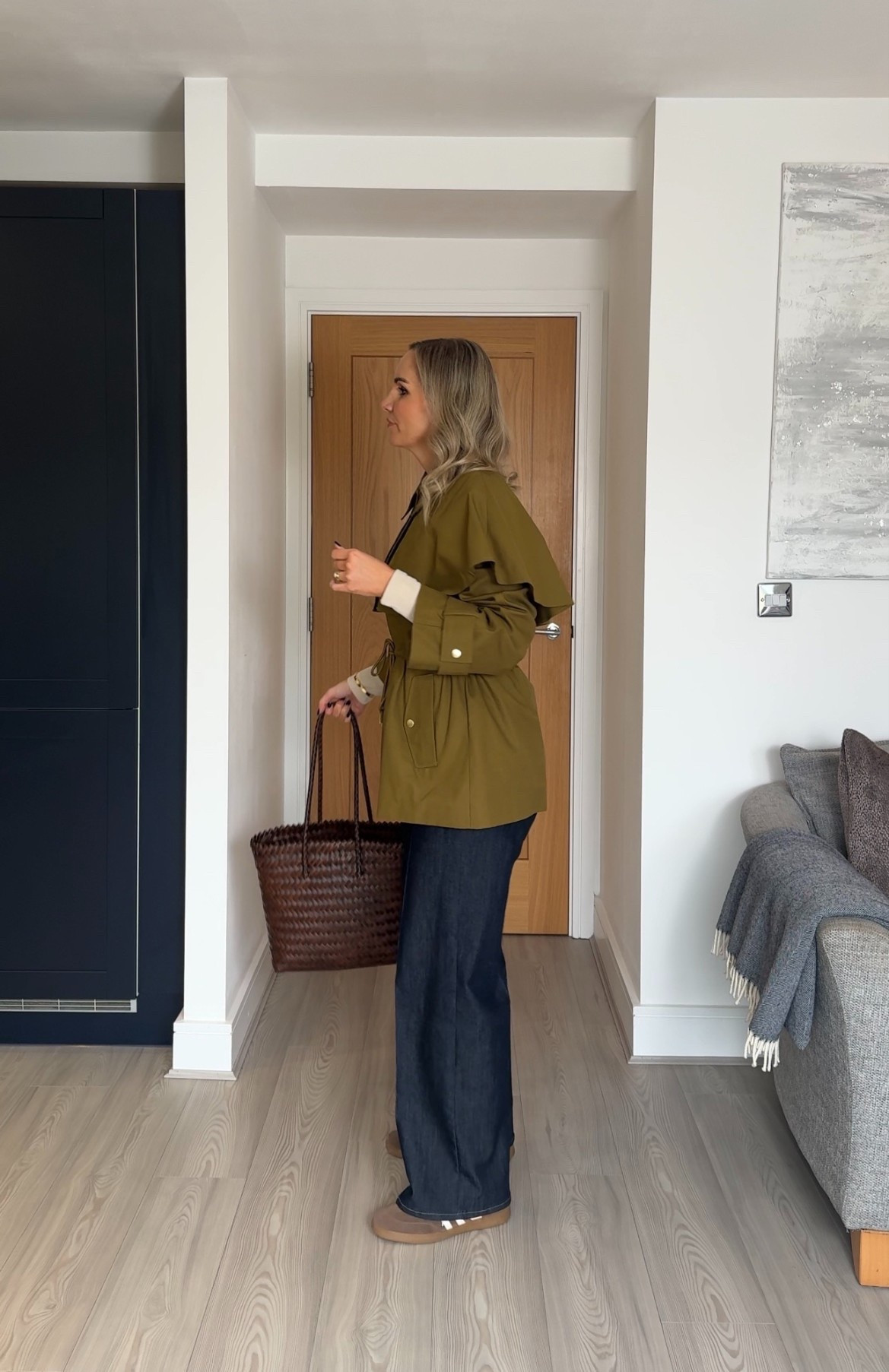 The perfect trench coat for spring 🫶🏼

I’m wearing a size medium 

#LTKjeans #LTKspring #LTKstyletip