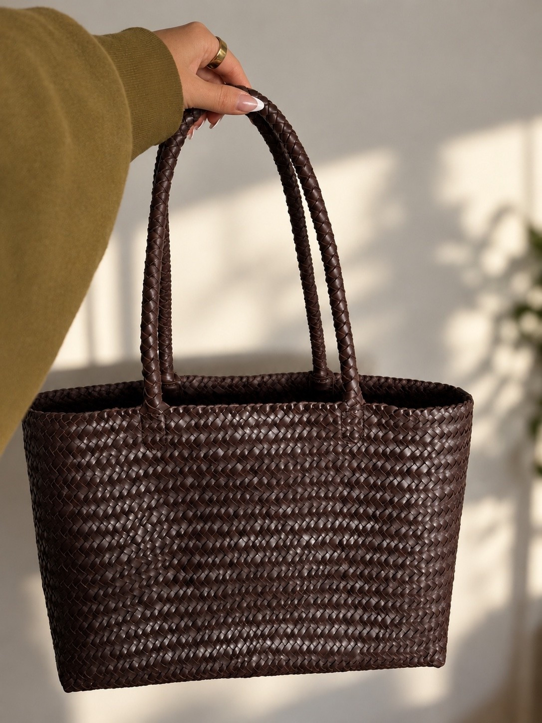 The official bag of fall. 

Madewell Signature Woven Tote - Madewell woven tote - Madewell bag - Coffee Bean tote - brown woven tote - chocolate brown handbag - dark brown tote bag - woven leather tote - oversized leather tote - large everyday tote - roomy tote bag - spacious carryall - everyday carryall bag - work tote - office tote bag - laptop tote - travel tote - airport bag - mom bag - everyday handbag - large shoulder bag - designer inspired tote - luxury looking handbag - elevated everyday bag - quiet luxury bag - minimalist handbag - classic brown bag - fall handbag - fall accessories - fall fashion - capsule wardrobe bag - neutral accessories - everyday essentials bag - investment handbag - versatile tote bag - large capacity tote - woven handbag - braided leather bag - brown leather bag - Madewell fall accessories - women’s tote bag - everyday fall style

#LTKvlog #LTKU #LTKActive