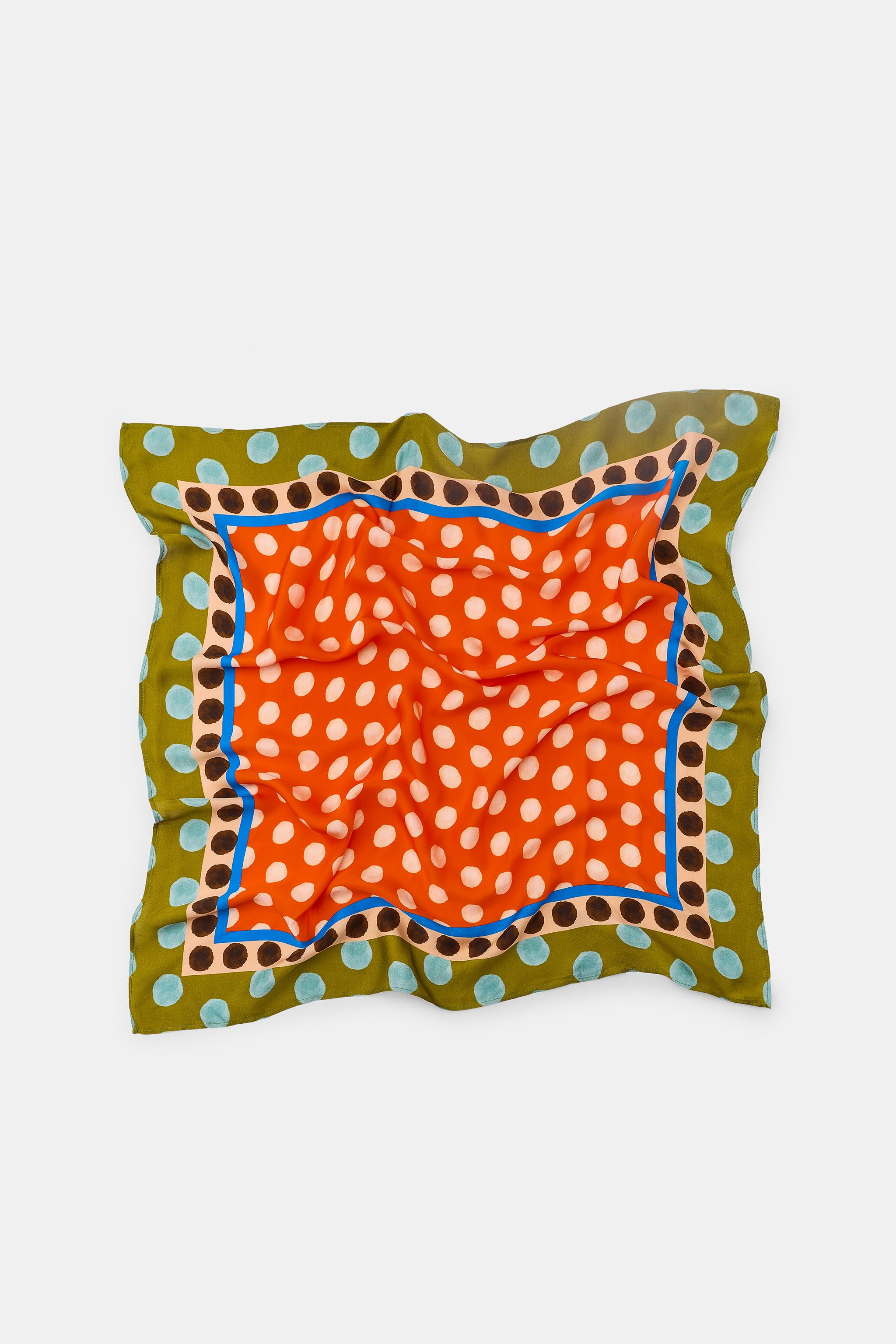 100% VISCOSE POLKA DOT PRINT SCARF | Zara US