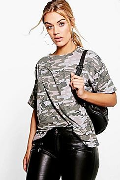 Plus Camo Oversize T-Shirt | Boohoo.com (US & CA)
