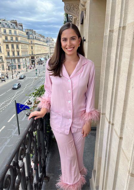 Woke up in Paris! So happy to be back 🥰 (Did I buy these pjs just for the photo… maybe 😂 Did I actually sleep in them… no)

Feather pjs, sleeper pjs, paris, France
#paris #france #featherpjs #sleeperpjs #parisfrance

#LTKunder100 #LTKSeasonal #LTKtravel