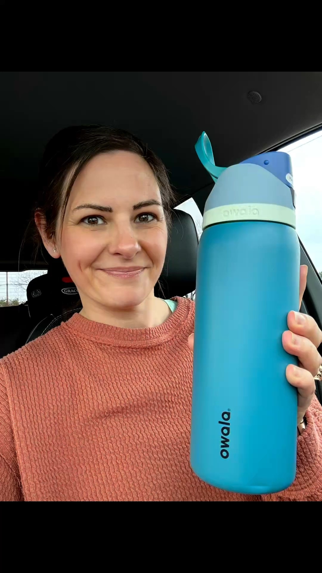 This water bottle goes everywhere with me — car, house, errands, everywhere 😅
I love the FreeSip design and the 32oz size.
Linking the one I have.


#LTKdayinmylife #LTKselfcare #LTKmomlife