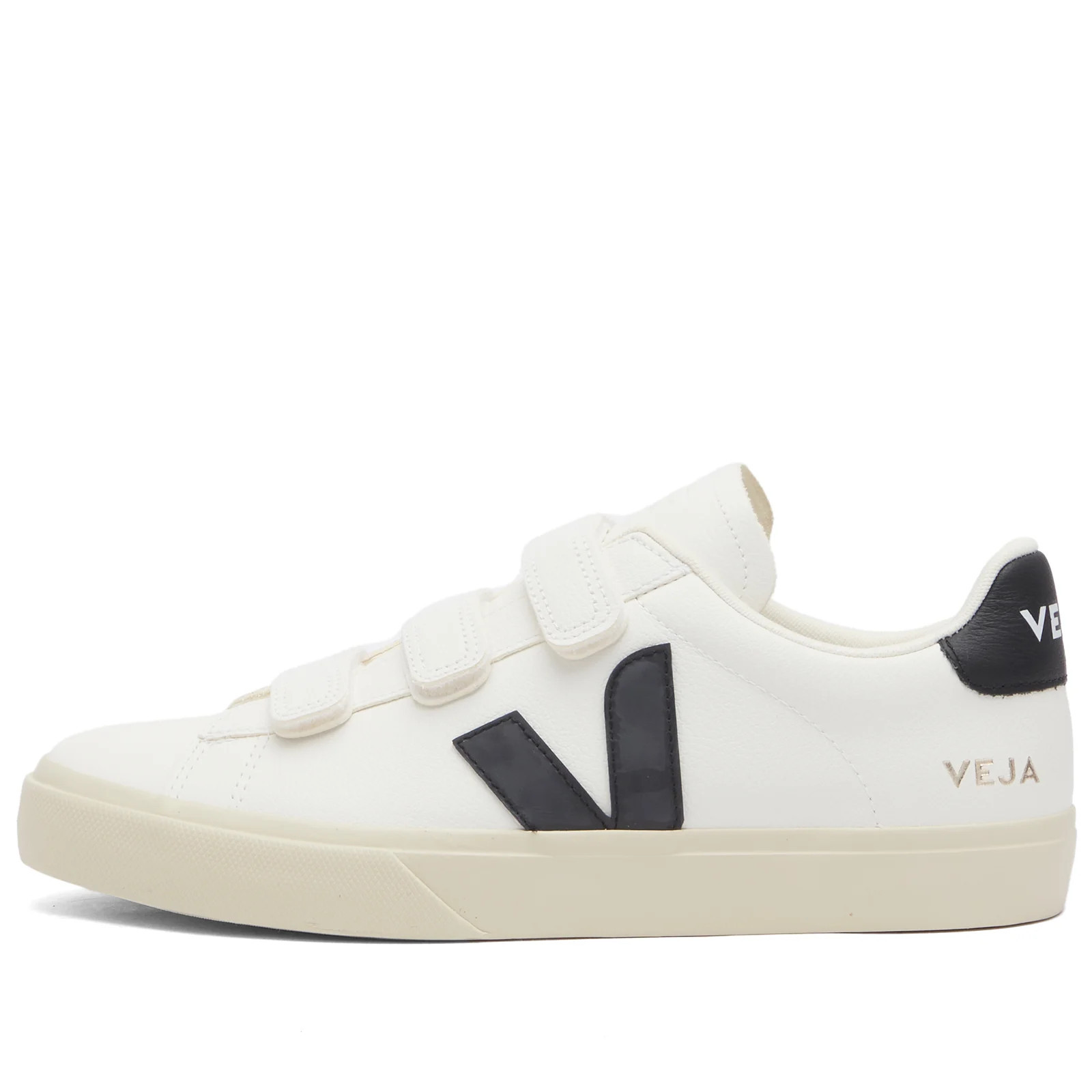 Veja Women's Womens Recife Sneakers in White/Black, Size UK 5 | END. Clothing