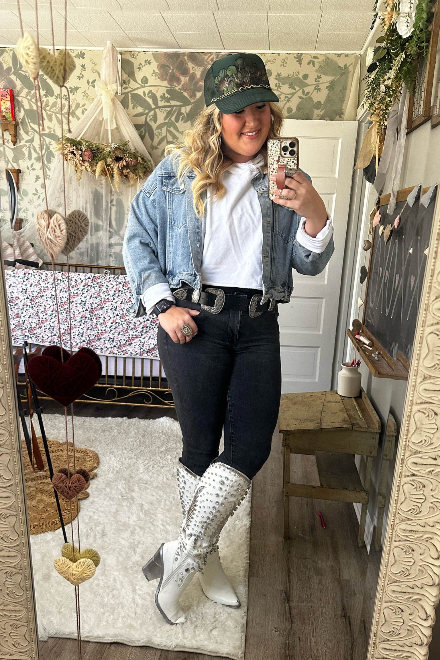 Western casual glam outfit

#LTKfindsunder50 #LTKmidsize #LTKshoecrush