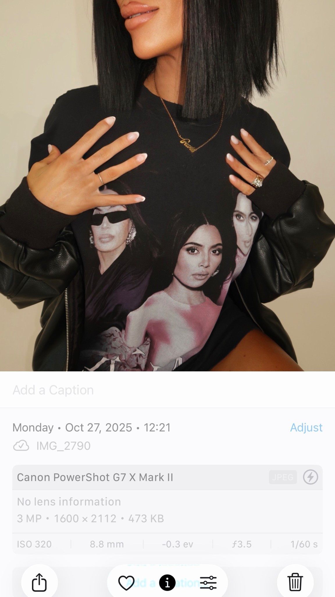 Always with the digital cam 📸

#LTKParties #LTKHalloween #LTKHoliday