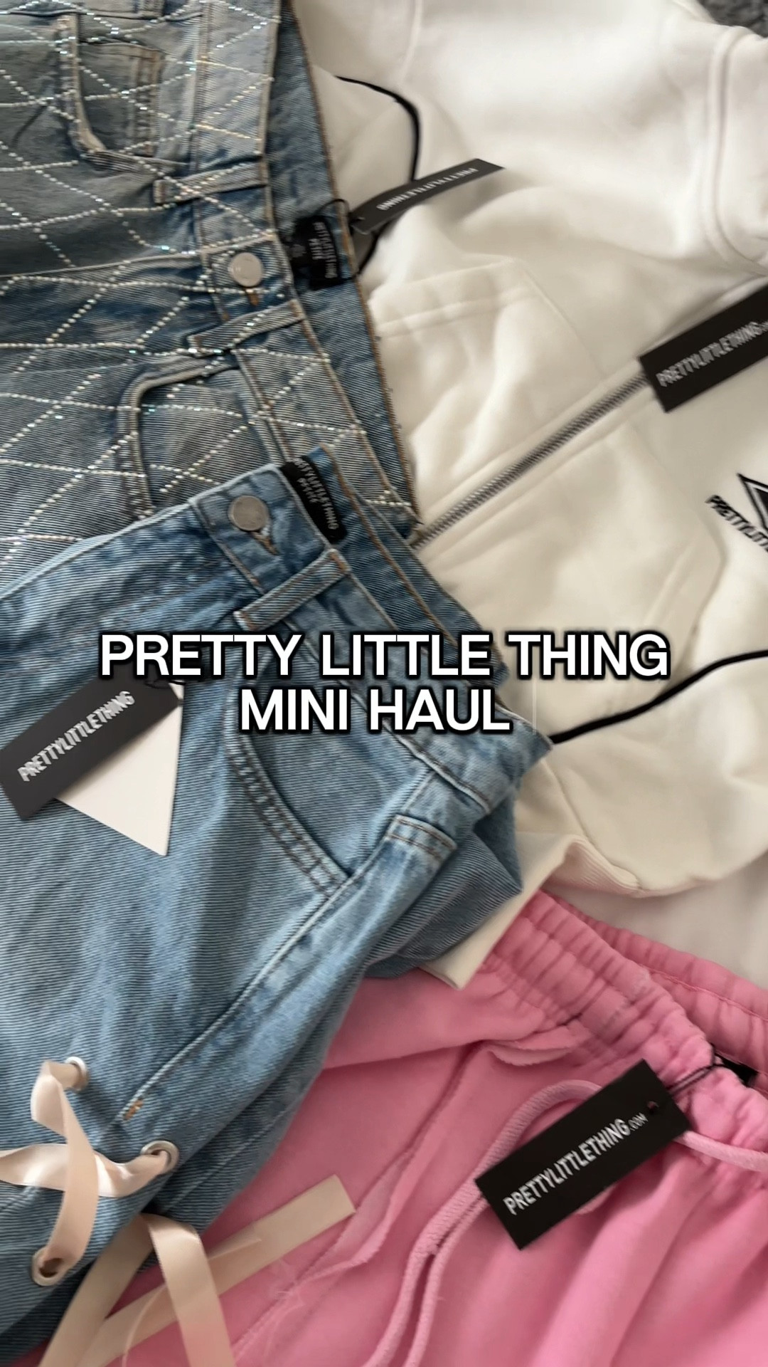 Back to school try on haul + clothing haul will be posted soon! Subscribe to my YouTube : sarasimone101