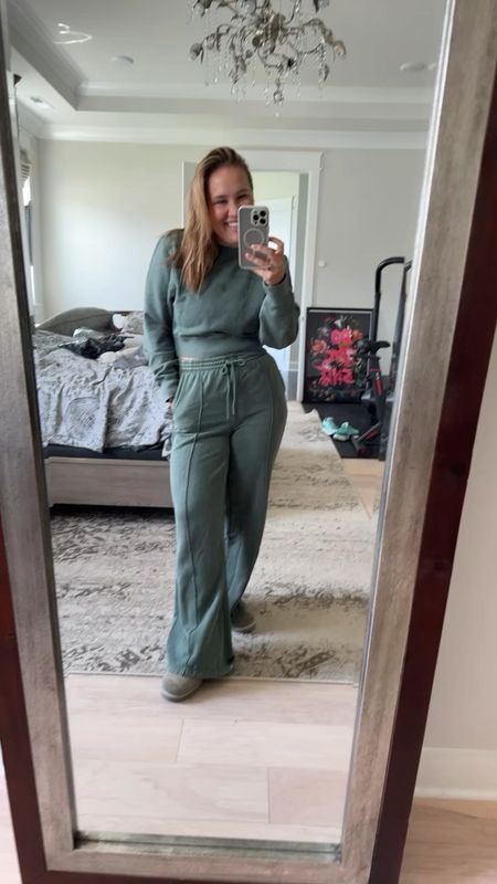 Obsessed with this sweat suit and it’s on sale! I’m 5’4” and typically a 4 or 6 in jeans and have a small pant. I am normally a small or XS in tops and this is a small. Consider sizing up if you want a looser fit or more stomach coverage  

#LTKtravel #LTKfindsunder50 #LTKsalealert
