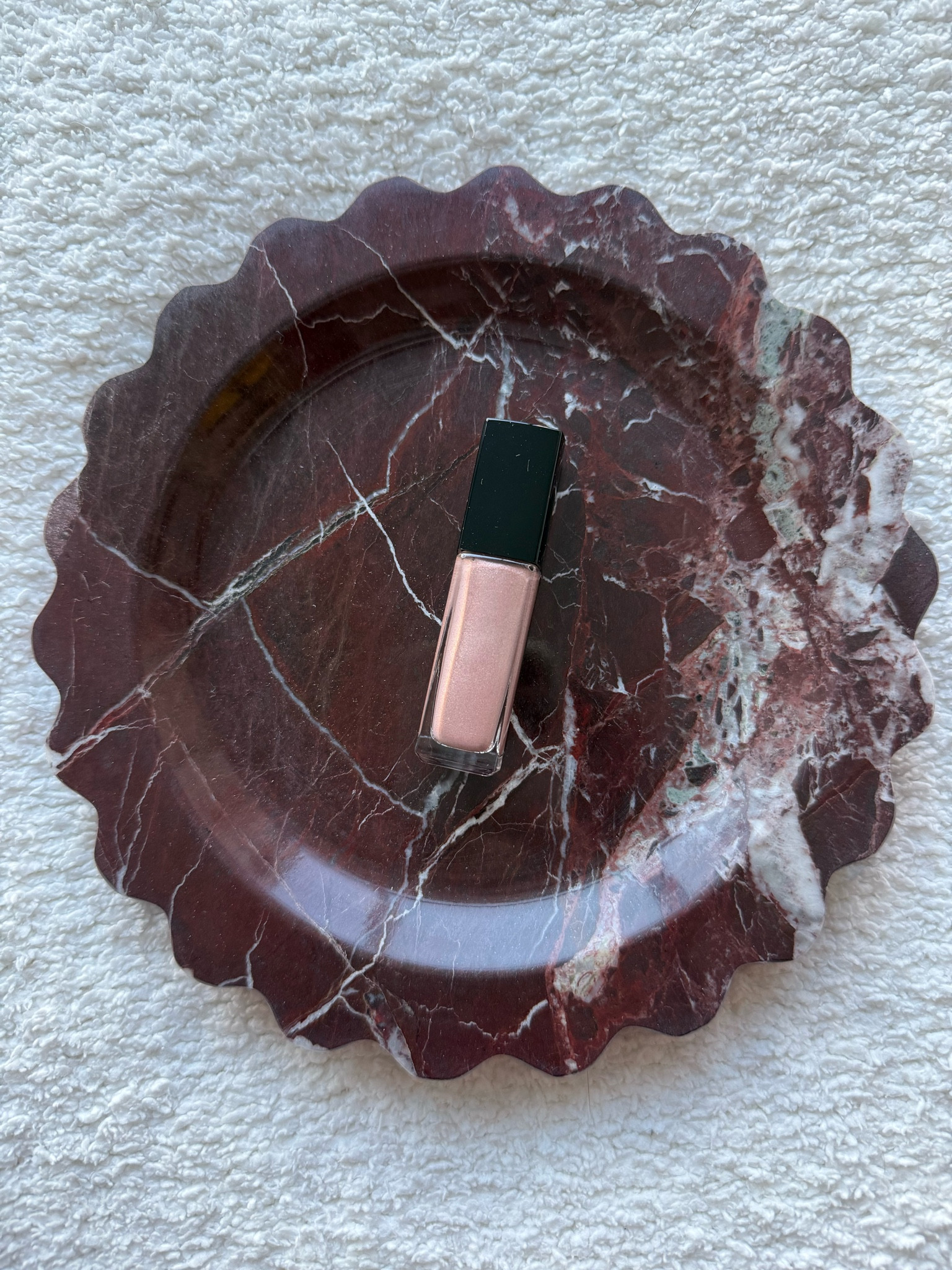 Loveeee the Chanel liquid eyeshadow 



#LTKGiftGuide #LTKBeauty #LTKHoliday