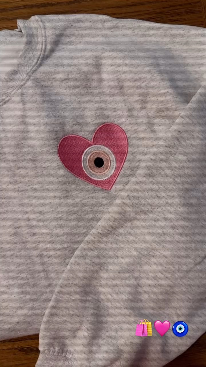 New comfy sweatshirt with evil eye embroidery 🩷🧿