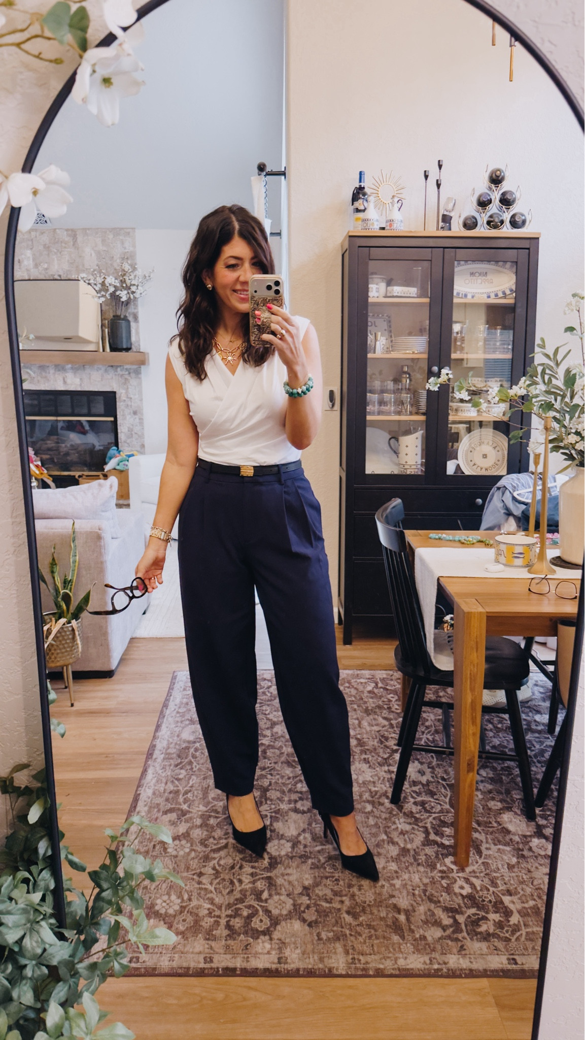 Work ootd
In a medium wrap front top
8 trousers
Medium belt


#LTKWorkwear #LTKTall #LTKMidsize