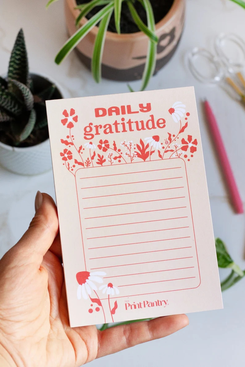 This Daily Gratitude Notepad is perfect to use as a meditative practice to check-in with yourself... | Etsy (US)