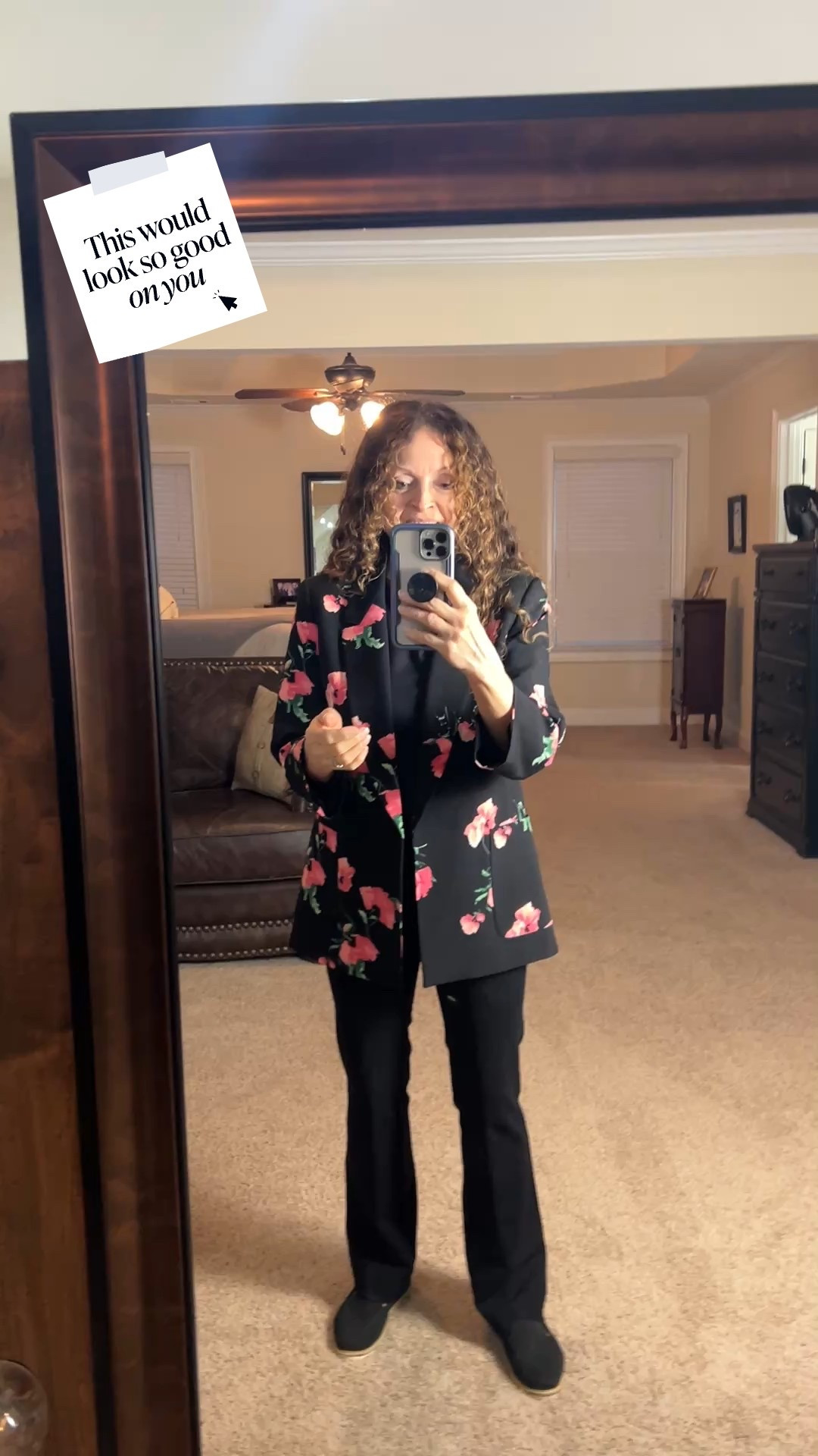 #ootd for a 60+ ladies and today is black on black because it’s all about this beautiful floral print oversized jacket.
This would look really good on you! 💕I’m just 5‘2“ and I still feel that I can pull off an oversized jacket.  If you’re a petite gal, let me know how you feel about them.
Find my essentials and similar jackets here on my LTK😍 

#LTKPetite #LTKootd #LTKOver40