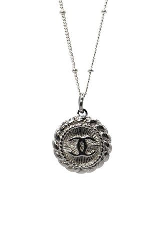 BRIGHT SILVER VINTAGE CHANEL BUTTON NECKLACE | One Vintage Button