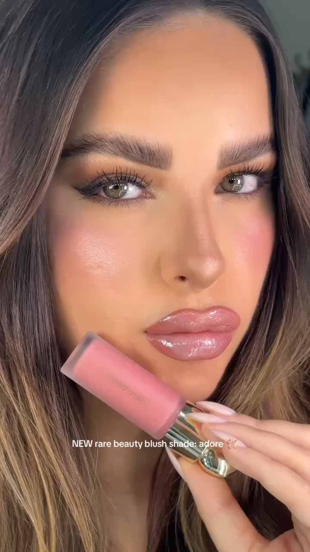 this shade might be my new favorite… @Rare Beauty 🩷 #rarebeauty #rareroutine #pinkblush #blushtutorial #makeuptutorial 