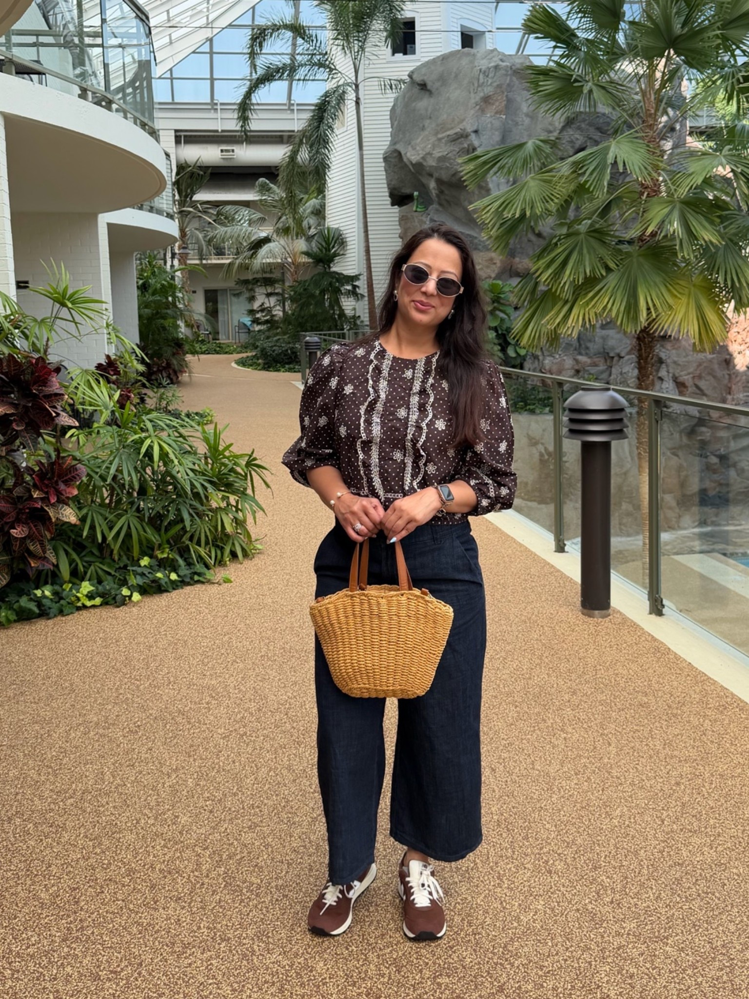 staycation ootd🤎

#LTKcanada #LTKjeans #LTKfall